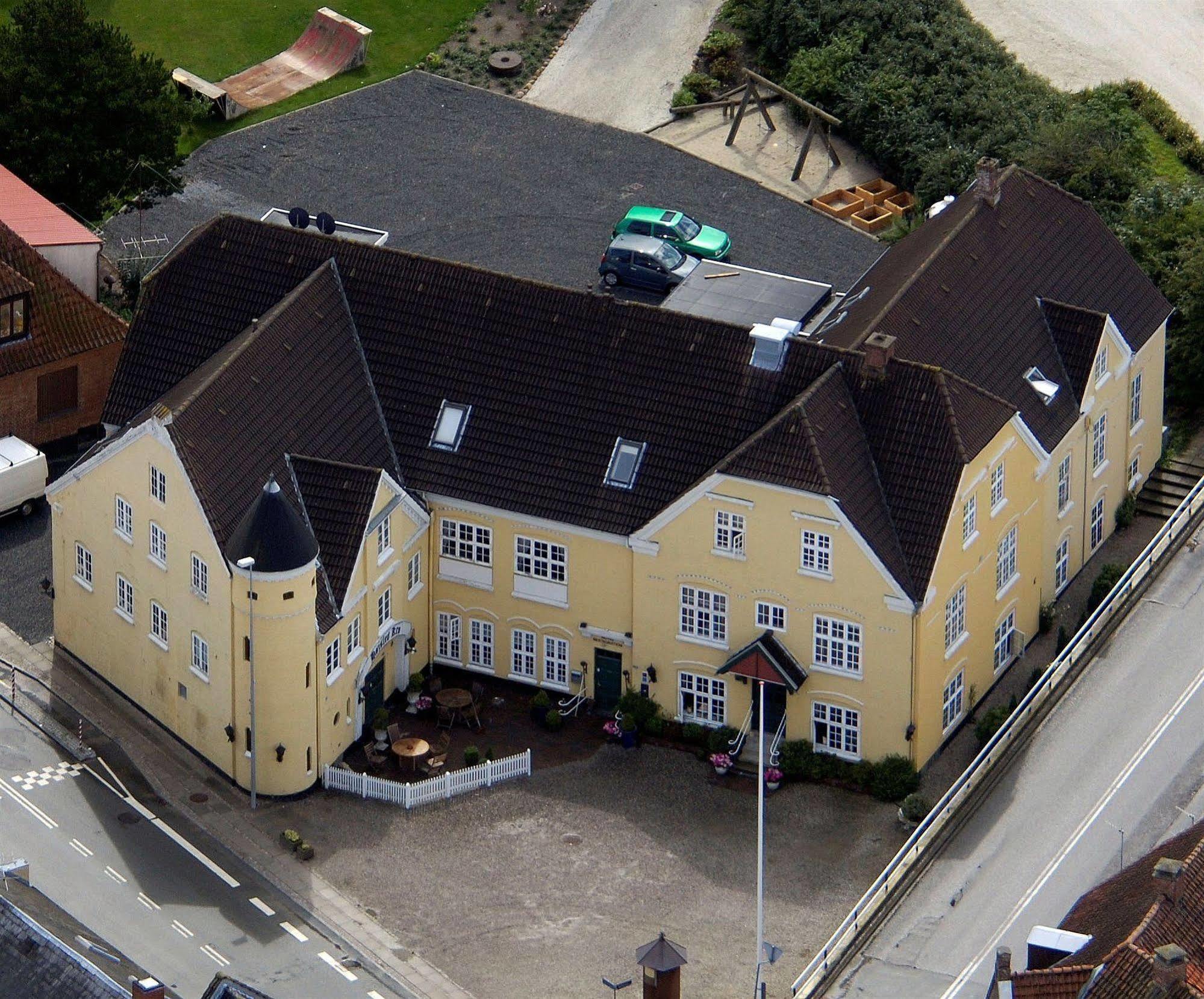 Hotel Hojslev Kro Buitenkant foto